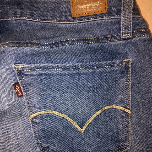 Levi’s jeans - Picture 2 of 4